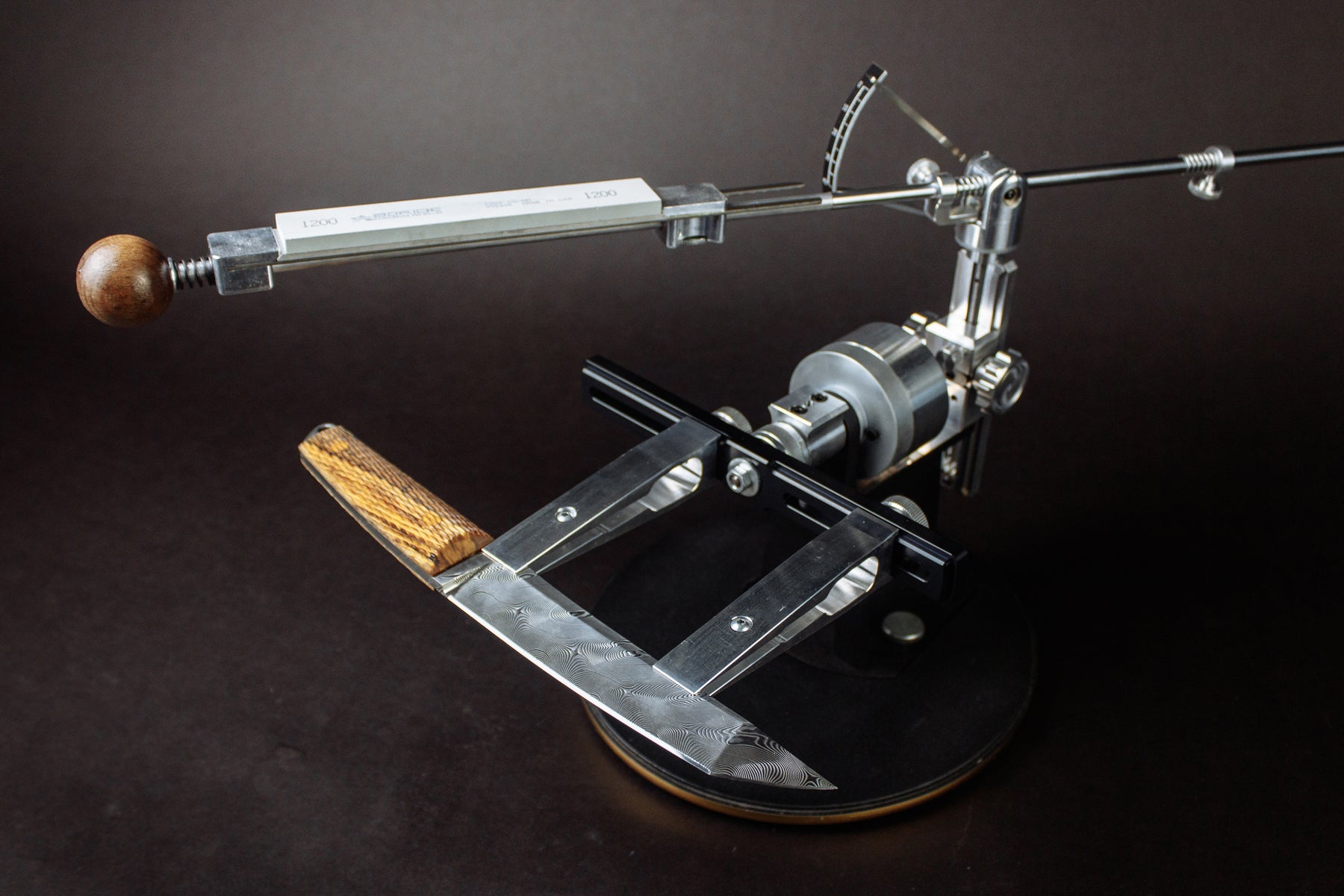 History of the development of sharpening devices