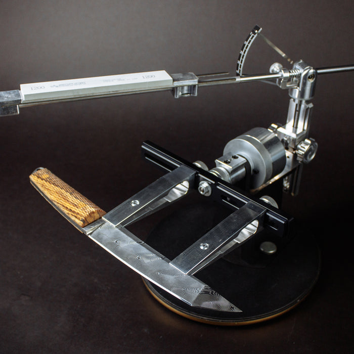 History of the development of sharpening devices